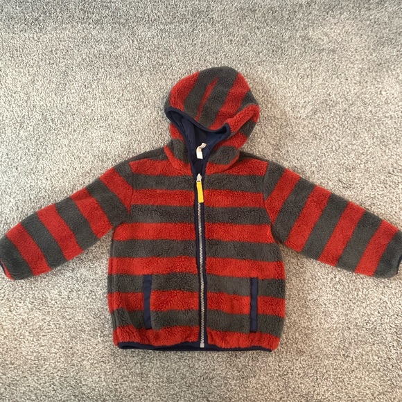 Hanna Andersson 100 Reversible Red Gray Blue Fuzzy Coat Jacket - Picture 6 of 11